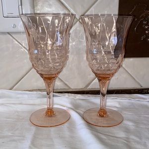 Set of 2 Pink Depression Water Goblet Drinking Wine Footed Optic Ripple Glasses